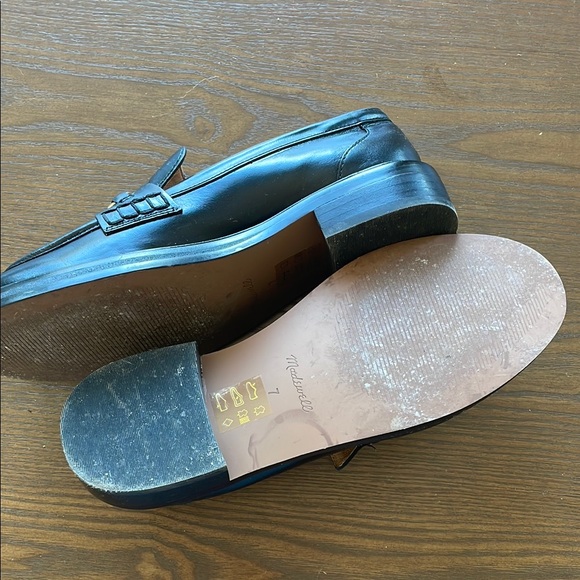 Madewell Black Leather Loafers - Picture 3 of 3